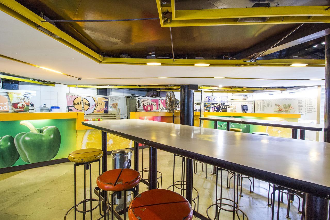 Fabexpress Kalyan - Nr Dairy Dan Circle Otel Vadodara Dış mekan fotoğraf
