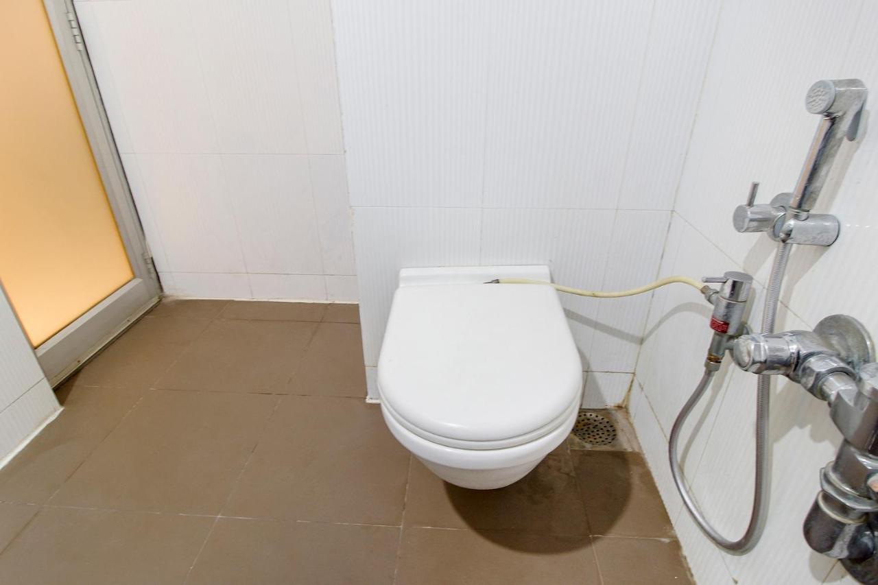 Fabexpress Kalyan - Nr Dairy Dan Circle Otel Vadodara Dış mekan fotoğraf